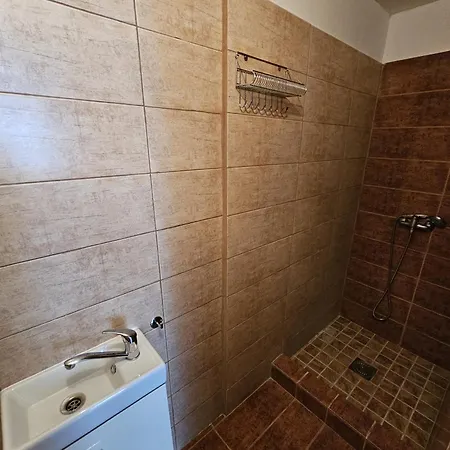 Time Guest house 2*